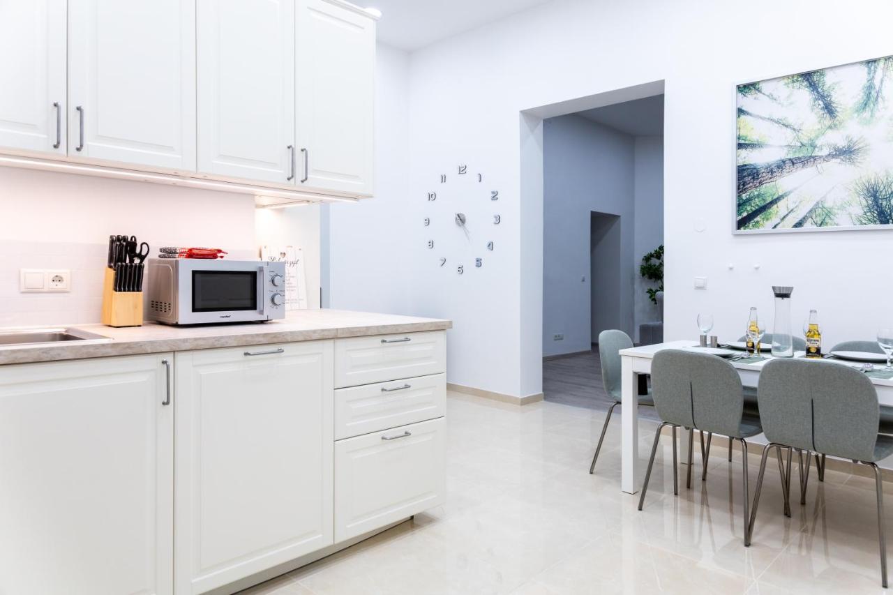 Family Deluxe A Stone Throw From The City Centre And Danube Vienne Extérieur photo