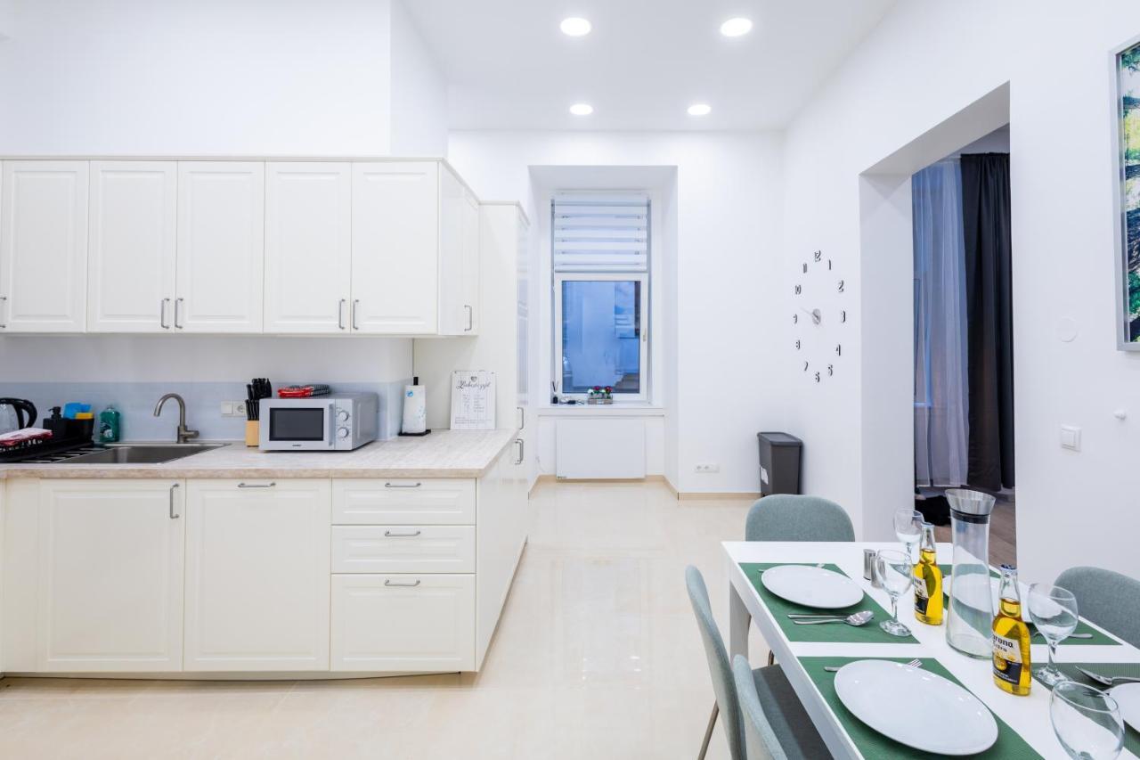 Family Deluxe A Stone Throw From The City Centre And Danube Vienne Extérieur photo