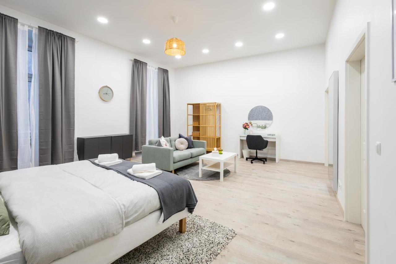 Family Deluxe A Stone Throw From The City Centre And Danube Vienne Extérieur photo